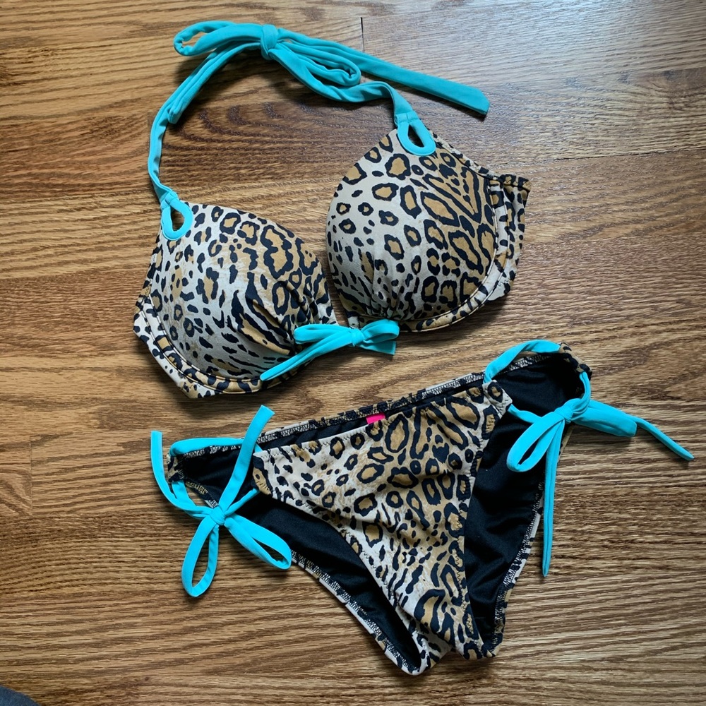 Victoria’s Secret Push-up Bathing Suit